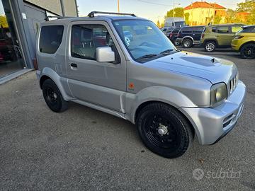 Suzuki Jimny 1.5 DDiS 4WD JLX