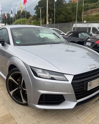 Audi TT Coupé 2.0 TFSI S tronic line