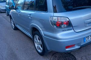 Mitsubishi Outlander turbo