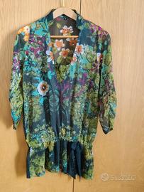 Camicia/top marca Desigual.