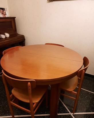 Tavolo + Carrello portavivande + Mobiletto portaTV