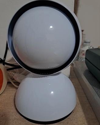 lampada artemide eclisse,come nuova,perfetta.