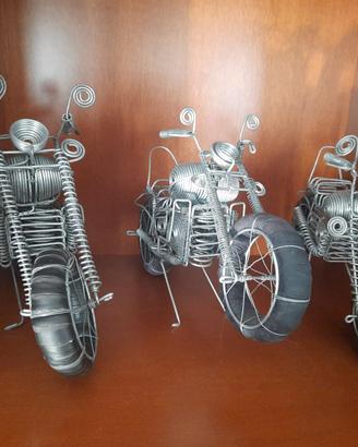 Modellini moto in fil di ferro