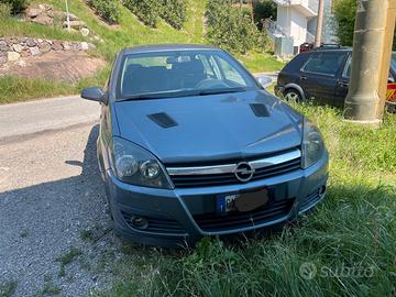 Opel Astra h 