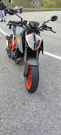 KTM 1290 super duke r