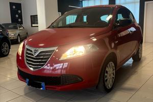 Lancia Ypsilon 1.2 69 CV 5 porte S&S Platinum