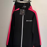 Tuta nera con dettagli fucsia