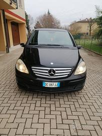 Mercedes  B  170.  1.8 benzina 