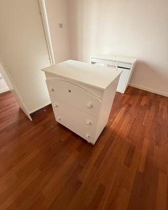 Cassettiera con bagnetto