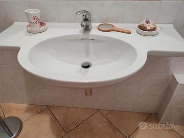 Sanitari sospesi 