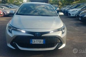 TOYOTA COROLLA HBRID 98cv NEO PATENTATI APPLE CAR 