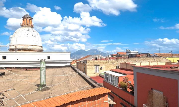 Salvator Rosa- Quadrilocale con terrazzo