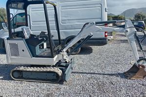 bobcat mini escavatore 