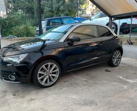 Audi A1 1.6 TDI S line edition cv 90 all black S-T