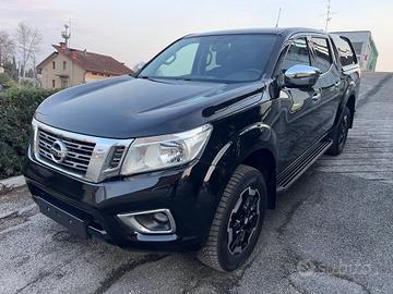 Nissan Navara 2.3 dCi 190 CV 4WD Double Cab N-Guar