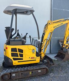 Miniescavatore New Holland 18
