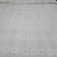 Copriletto e lenzuolo d'epoca ricamati