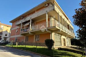 4 LOCALI A CITTÀ DI CASTELLO