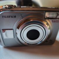 FOTOCAMERA DIGITALE FUJIFILM FinePix A900.-