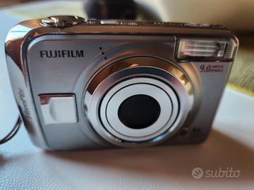 FOTOCAMERA DIGITALE FUJIFILM FinePix A900.-