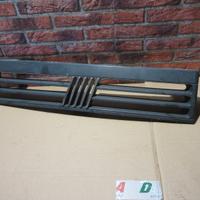 mascherina anteriore con logo fiat panda 141