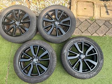 Cerchi in lega 19 pollici originali Nissan