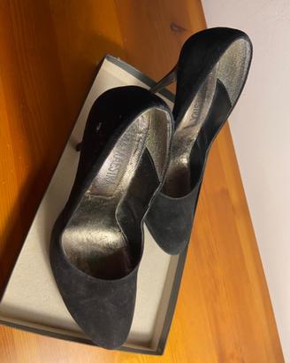 SCARPE CON TACCO NERE