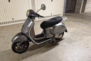 Vespa 125 Granturismo