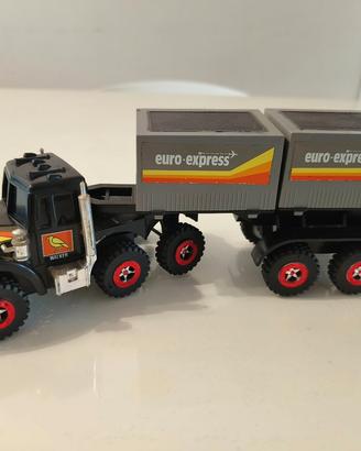 Camion con rimorchio vintage RE-EL