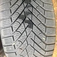 Gomme 225 45 17 pirelli 75% battistrada
