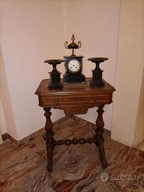 Trittico con orologio da camino 