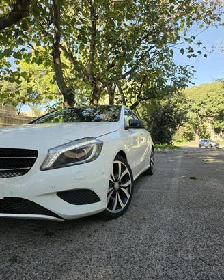 Mercedes classe A 180d Sport / tetto panoramico