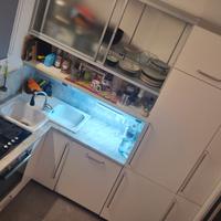 cucina completa di elettrodomestici 