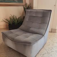 Poltrona Calia velluto grigo azzurrato sfoderabile