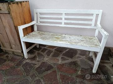 Vecchia  panchina stile liberty