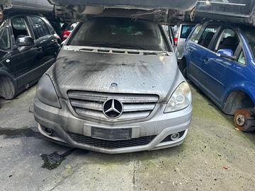 Ricambi Mercedes classe b 180cdi w245 2010 diesel