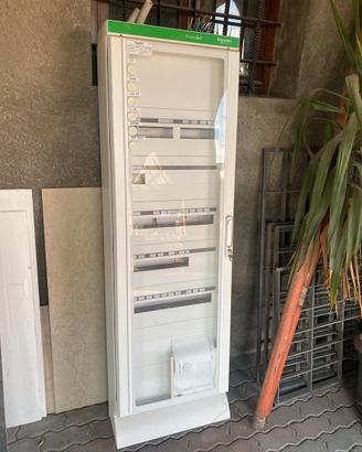 Quadro elettrico bt schneider