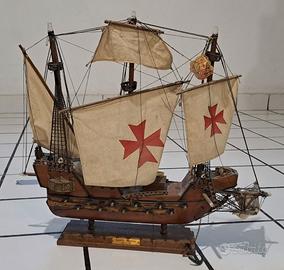 Modellino veliero in legno Santa Maria (1492)
