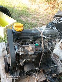 motore dci 1,5 anno 2008 x Renault e Nissan 