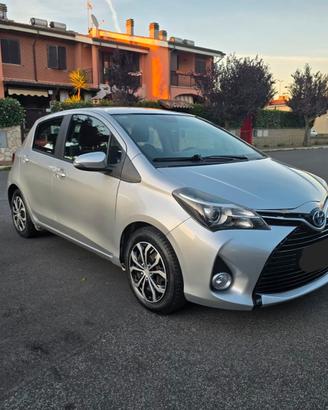 Toyota Yaris 1.5 Hybrid 5 porte Active