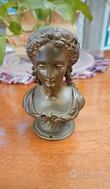 Busto D'epoca Donna Con Acconciatura firmato DORIC