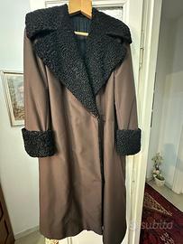 Impermeabile imbottito e rifinito in Astralan