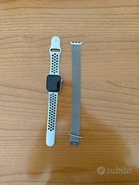 Apple Watch Series 5 Nike+ – 44 mm – Alluminio