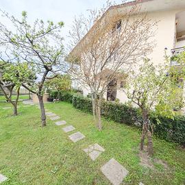 BIFAMILIARE A SPIGNO SATURNIA