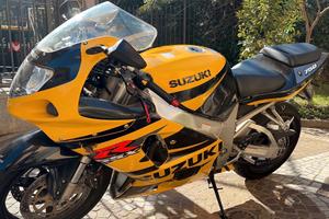 Suzuki GSX-R 750 K2 – 6.679 km reali – Ottime cond