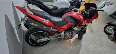 Honda hornet 600