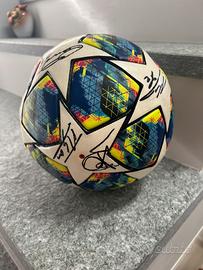 Pallone champions autografato (Atalanta)