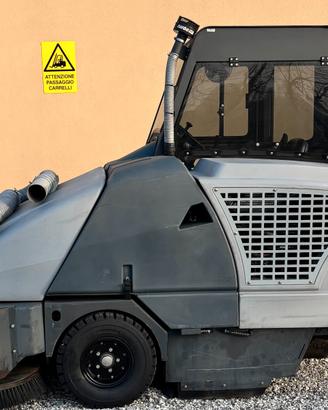 Spazzatrice usata Sw 8000 - ricondizionata