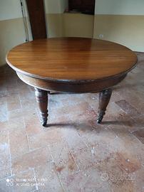 Tavolo rotondo allungabile