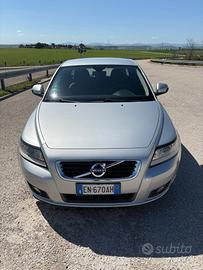 Volvo V50 D2